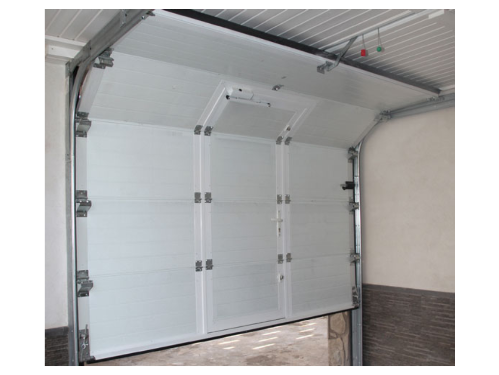 puertas de garaje seccionales baratas