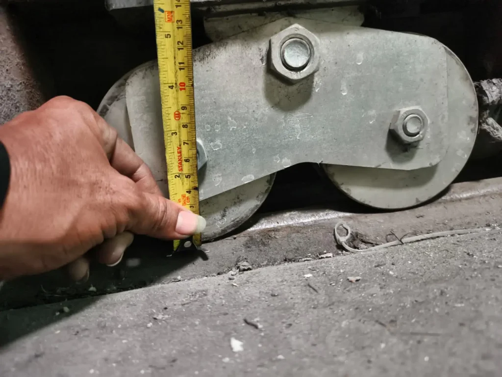 Rueda Combinada FAC VA1106 de 160mm (6.3″) – Canal V para Portones Corredizos | Soporta 1200kg