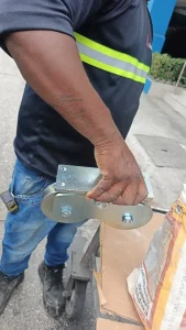 Envío de 2 Ruedas Balanceadas de 120mm para Portones Industriales en Guayaquil